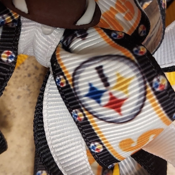 NFL Steelers Football Bow HairClip - Picture 3 of 4
